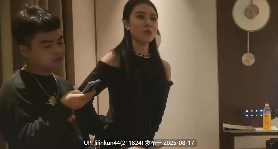 探花大神 杏吧探花 约操高颜值性感模特 女主气质完全不输一线明星 完美露脸在床上各种姿势把玩