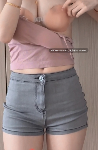推特丸崽-咯咯哒的一天 丸崽vlog【432P+NV】【1.82G】-第2张图片-萌站
