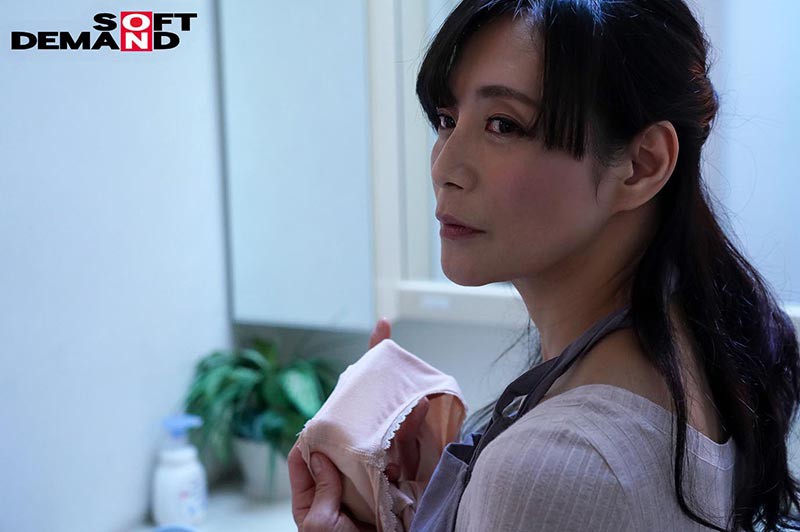 僕は子供部屋おじさんです。母で性欲処理をすませています。桃色かぞくVOL.14 平岡里枝子-第2张图片-萌站