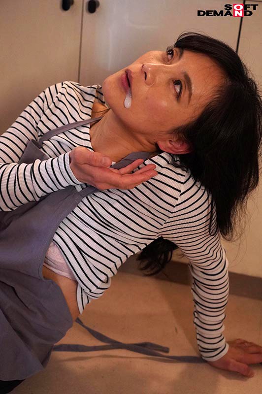 僕は子供部屋おじさんです。母で性欲処理をすませています。桃色かぞくVOL.14 平岡里枝子-第10张图片-萌站
