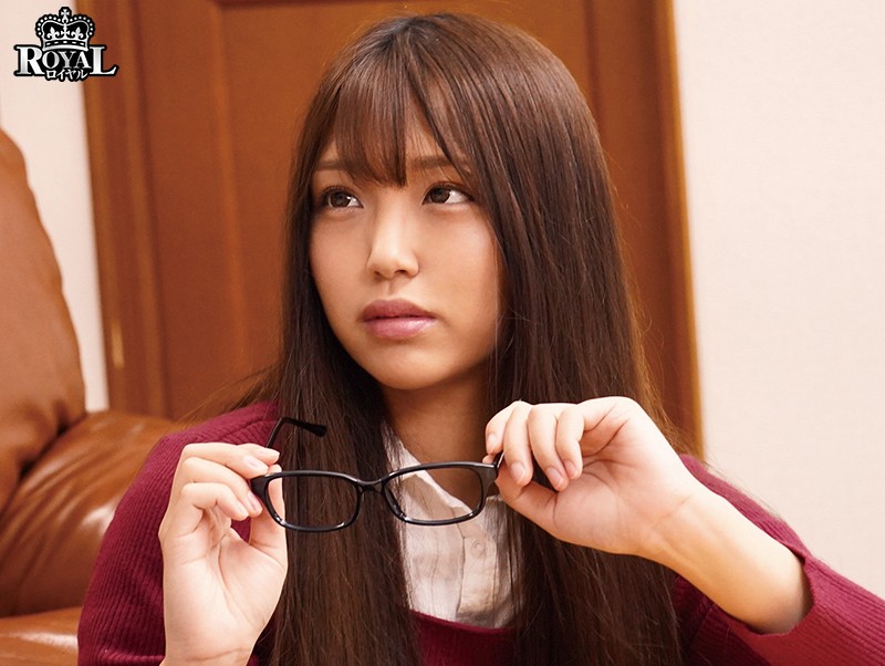 僕の姉は地味で控えめですが、眼鏡を外すと絶世の美女で、長年の想いを告白したら素股からの生挿入で初中出しをさせてくれました。 木下ひまり-第4张图片-萌站
