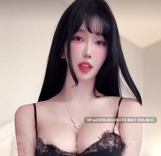 【yunjini】8月最新档，韩国超美人气主播自慰私拍【9v 2p 337m】