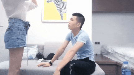 【乘骑 后入 中出 爆操】【极品探花】难得一见最漂亮的妹子之一，身材一级棒，刚刚做这行的，小哥你能不能怜香惜玉啊，看到漂亮的妹子就开启震动模式，快把妹子操哭了【精华版】-高清原版无水印 [舟合3169]