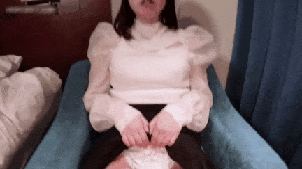 【AV】【理由崩坏】_SuperM带名牌大学文科女生去高楼，结果她心情不好！对着高/0907045