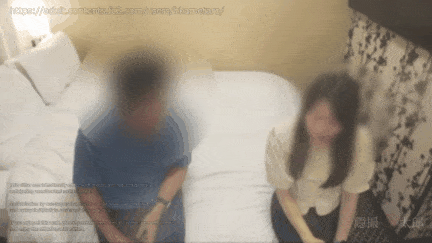 【AV】一位真正的牙科保健员下班后过来做爱。_她避免口交，但喜欢下面接触。/0908041