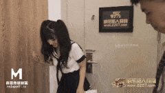 【AV 国产 麻豆传媒】MDX-0031 女高中生的秘密學生妹上門按摩被加鐘玩弄 , /09.12.48-第4张图片-萌站