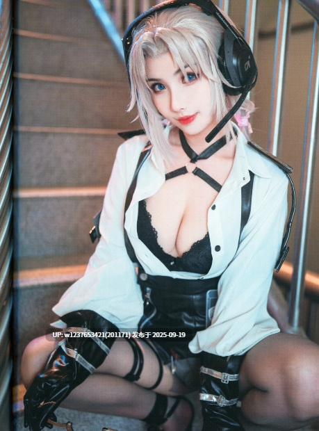 rioko凉凉子 - NO.132 妄想航线 – 扫描版 RIOKO AZUR LINE [131P-6.48GB]-第6张图片-萌站