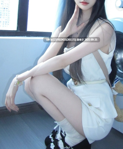 高颜值极品COS小萝莉【xiogu1177791】裸舞自慰勾引求草，比奶心，幻龙后入，狗爬式中出【94v+1g】-第14张图片-萌站