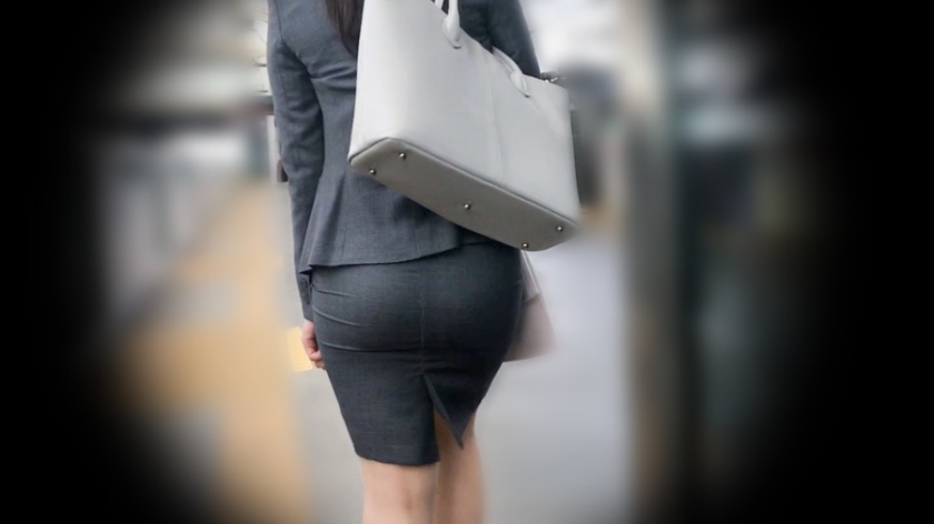 【H巨乳に通勤中出し】電車で痴漢。乳をもてあそばれ→中出し、昼休みはパイズリ奉仕、仕事終わりに激ピストンで千切れそうなほど暴れまわる爆乳。終日フル稼働の働くおっぱいへ3射精！-第18张图片-萌站