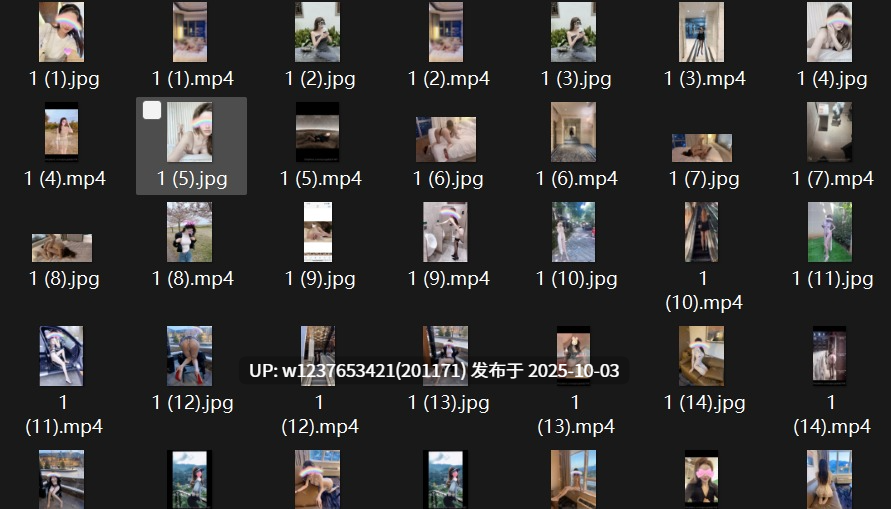 国产反差婊博主【海绵宝宝】极品美乳长腿，高颜值白皙肌肤女神【97P-50V-5.21G】