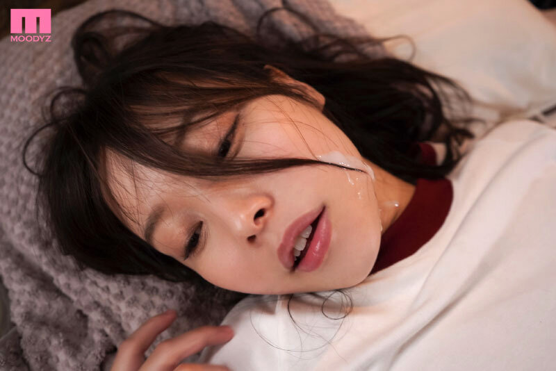 【閲覧注意】ゴミ屋敷に住む異臭オヤジに脳がバグるまでネッチョリ責められ監禁同棲させられた5日間の調教記録 八木奈々 （ブルーレイディスク）-第2张图片-萌站