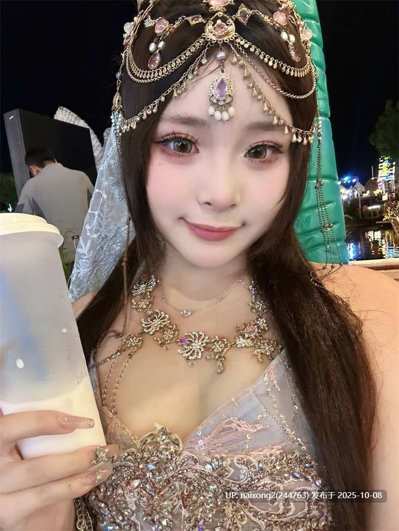 luobao1221(洛宝) - X福利姬合集 [79P+11V][2.11G]