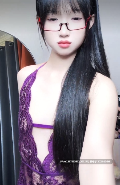 美娱【西瓜西】性感美女约啪，道具口爆，激情自慰裸舞【9V+2.06G】-第14张图片-萌站