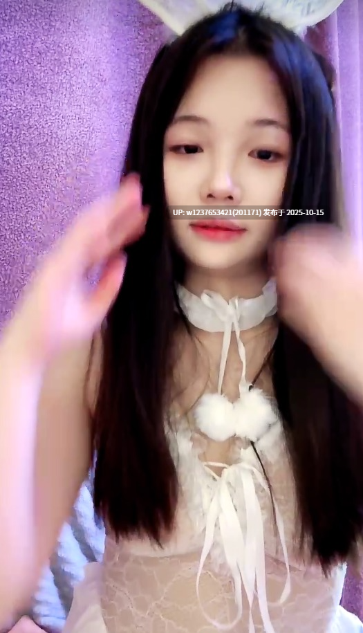 美乳甜美邻家甜妹【06碎冰冰】嫩的出水，性感情趣透视，兔女郎激情抖奶【12.2G/8V】-第7张图片-萌站