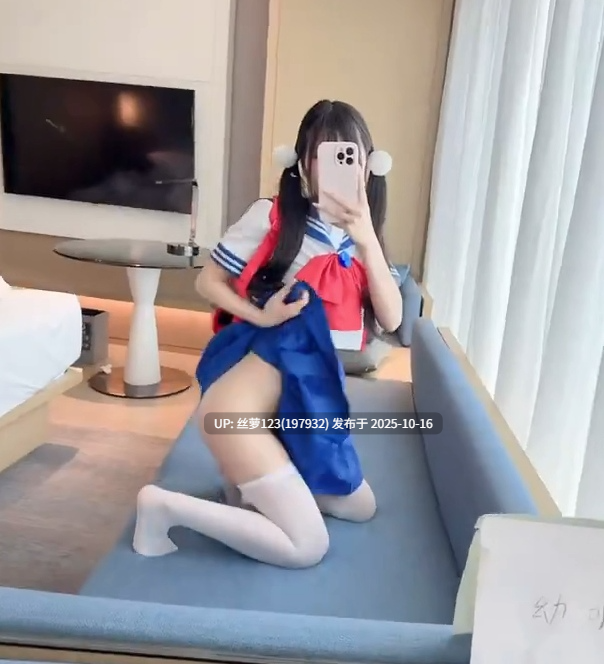 爆操 顶级双马尾白虎萝莉-第6张图片-萌站