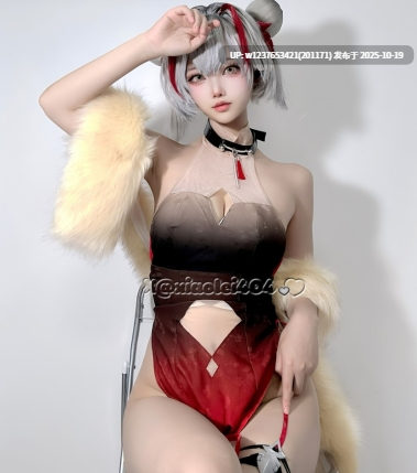 高颜值Coser贫乳萝莉-北京大三在读女大【希尔薇】10月裸舞小合集【13V+65P+338M】-第9张图片-萌站