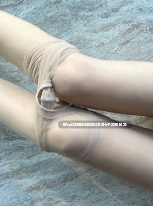 【微密圈】抖音高颜值御姐【蒹葭苍苍（月光之下）】铁粉空间+微密圈32期合集【350P 33V-1.01G】-第14张图片-萌站