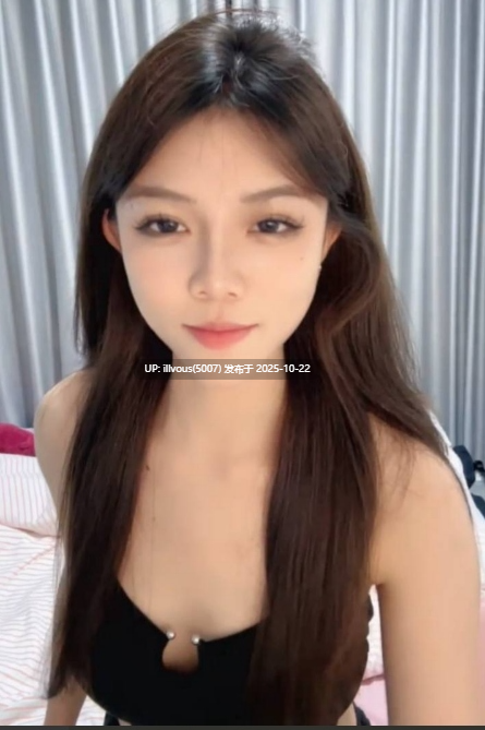 刚下海的00后白嫩清纯少女，可爱甜美的外表下藏着反差淫荡的心！无毛粉穴娇嫩出水，被狼友调戏还很娇羞，颜值绝对属于美女级别，自慰随便弄一下子就爆浆！