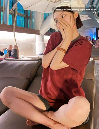 【推特】韩国反差热舞萝莉福利姬：曾伊mllnjx 视频+写真+门槛内容全合集 【9G】-第11张图片-萌站