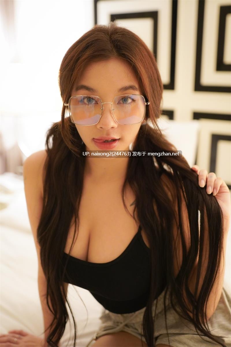 irisadamsone - 极品清纯系电竞网红私拍 [339P+39V][3.08G]-第4张图片-萌站