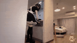 【真人 AV】4514.猫系女仆家政服务，黑丝过膝袜女仆上门，色色的隐藏菜单让人欲罢不能满足所有幻想 [舟合4514]-第2张图片-萌站