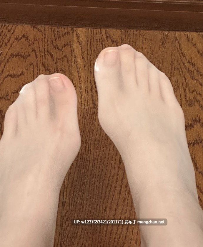 极品反差性感小萝莉【少萝涵】付费大尺度视频黑丝、白丝、渔网袜一应俱全，很有服务意识的小狗~~~【36V+64P+2.8G】-第3张图片-萌站