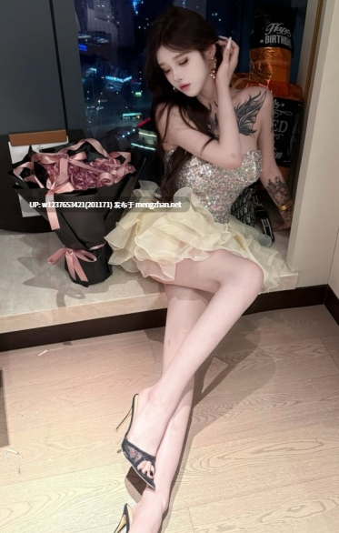顶级御姐【琳琳】巨乳长腿，精致妆容很带感，身体白皙没有瑕疵~炮架子【487M】-第3张图片-萌站