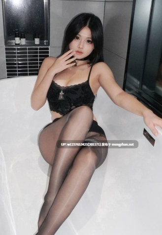 【微密圈】抖音极品巨乳御姐【柒柒还活着】，眼镜萌妹反差视图合集-微密圈大合集【3462P 66V 2G】