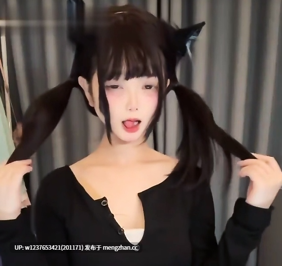 抖音反差巨乳萝莉【em崽】乳贴/弯腰抖胸舞，大尺度，可爱颜值~【6V 392M】-第3张图片-萌站