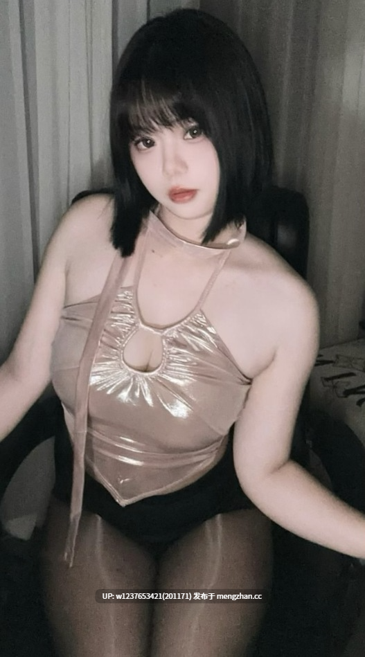 【微密圈】抖音巨乳肉腿萌妹【小瑾（小瑾儿）】，黑丝肉肉腿，软乎乎很好摸~~~秘语空间+微密圈合集【4.17G】-第17张图片-萌站
