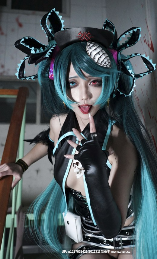 极品御姐Coser【绞肉姬】精致妆容阿黑颜，前凸后翘，黑白丝极致享受 全套19期-截至25年9月17日【791P-4G】-第18张图片-萌站