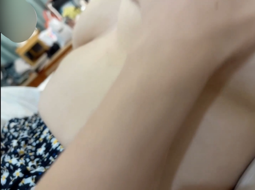 [海角社区](丰乳肥臀的姐姐)巨乳姐姐，跟姐姐再酒店激情做爱，没想到中途姐夫居然打电话查岗-第5张图片-萌站