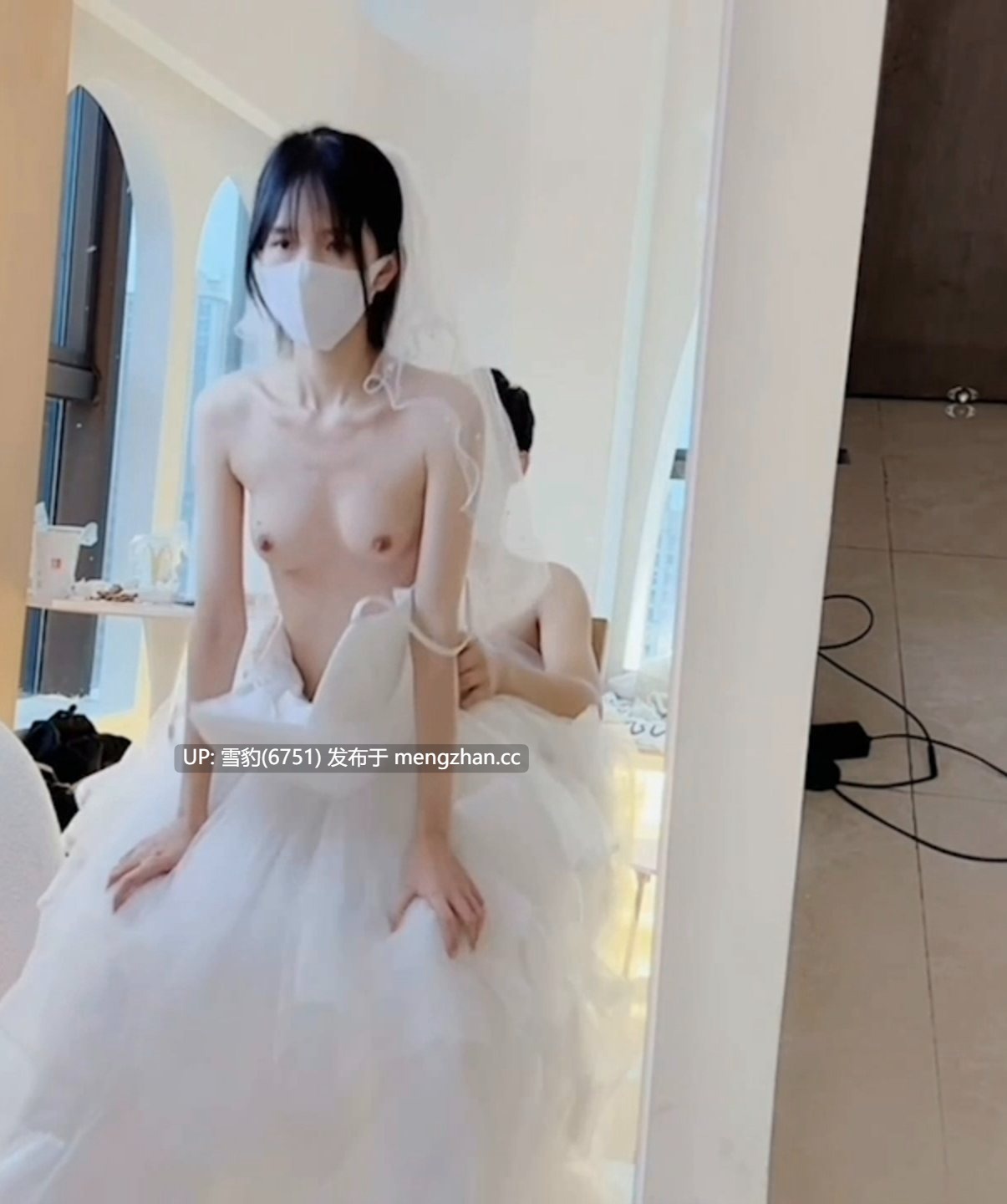 婚纱换装情趣大作战