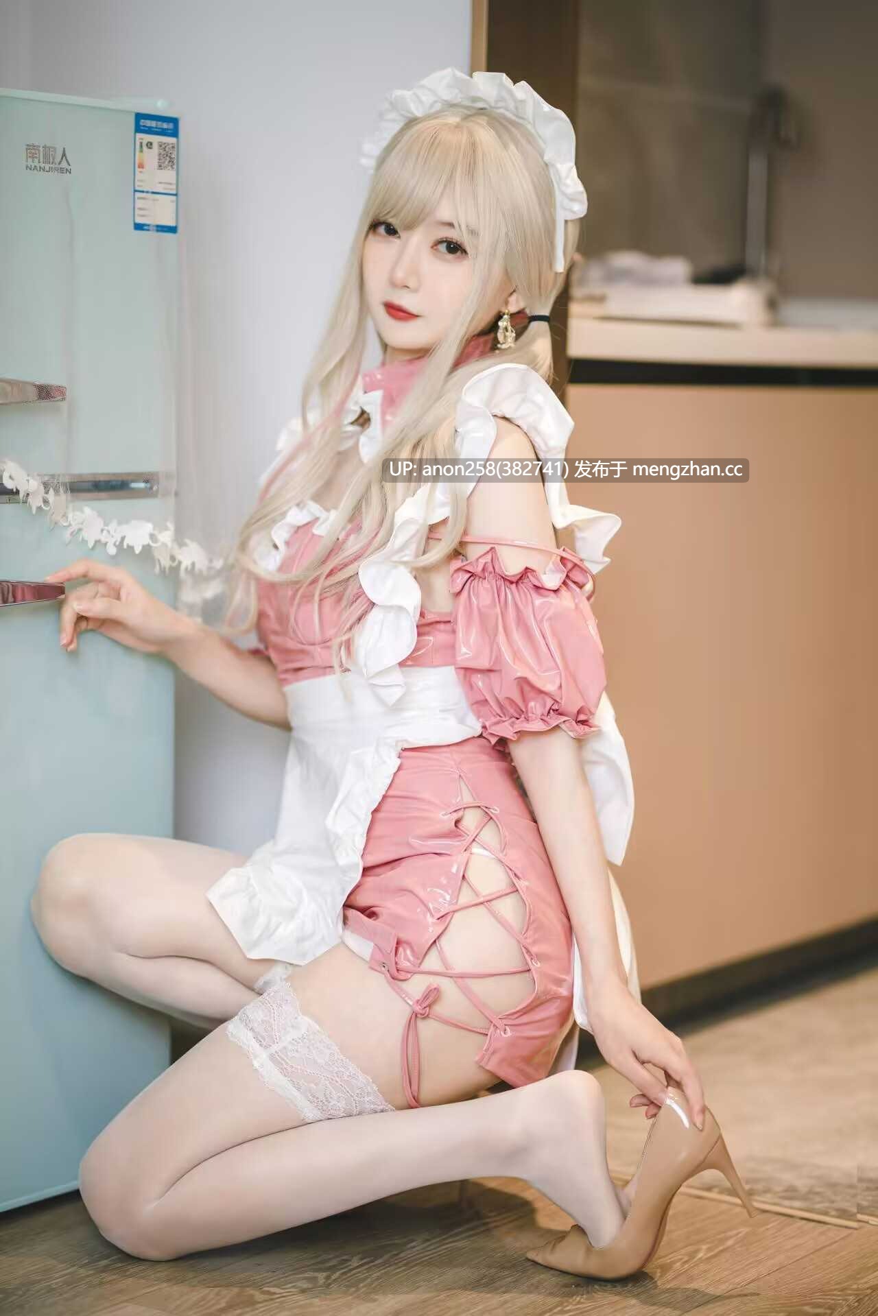 51酱 - 可爱女仆 [12P 74M][度盘]