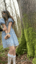 【度盘】 身穿可爱衣服的少女被坏人绑起来给强上了 好看的衣服都被弄脏了 最后还被颜射 #belledelphine #Onlyfans #欧美 #强奸 #户外 D121304