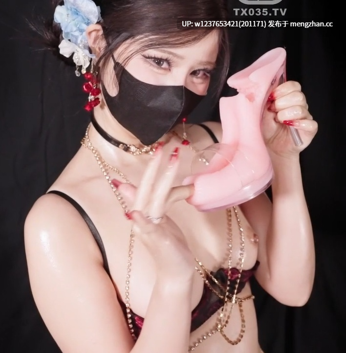 【最新更新】足交榨精御姐【娜娜 Nana_taipei】三秒榨精足交高跟鞋 情趣精油身体 辱骂调教  足控神作【1V-2.32G】-第2张图片-萌站