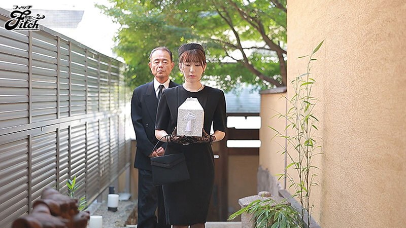 麻縄調教！美白の巨乳未亡人を縛り上げる油緊縛 宝田もなみ-第11张图片-萌站