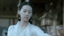 #AI脱衣 ❤️魔改电视剧❤️《雪中悍屌行》大屌悍刀狂操美人！＃无码 #巨乳 #御姐 #口交 #深喉 #无码 #口爆 #抓头发 D122301