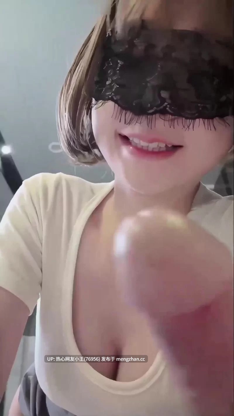 嘴巴叼着胸罩被操到吐舌头口嚼拉丝-第2张图片-萌站