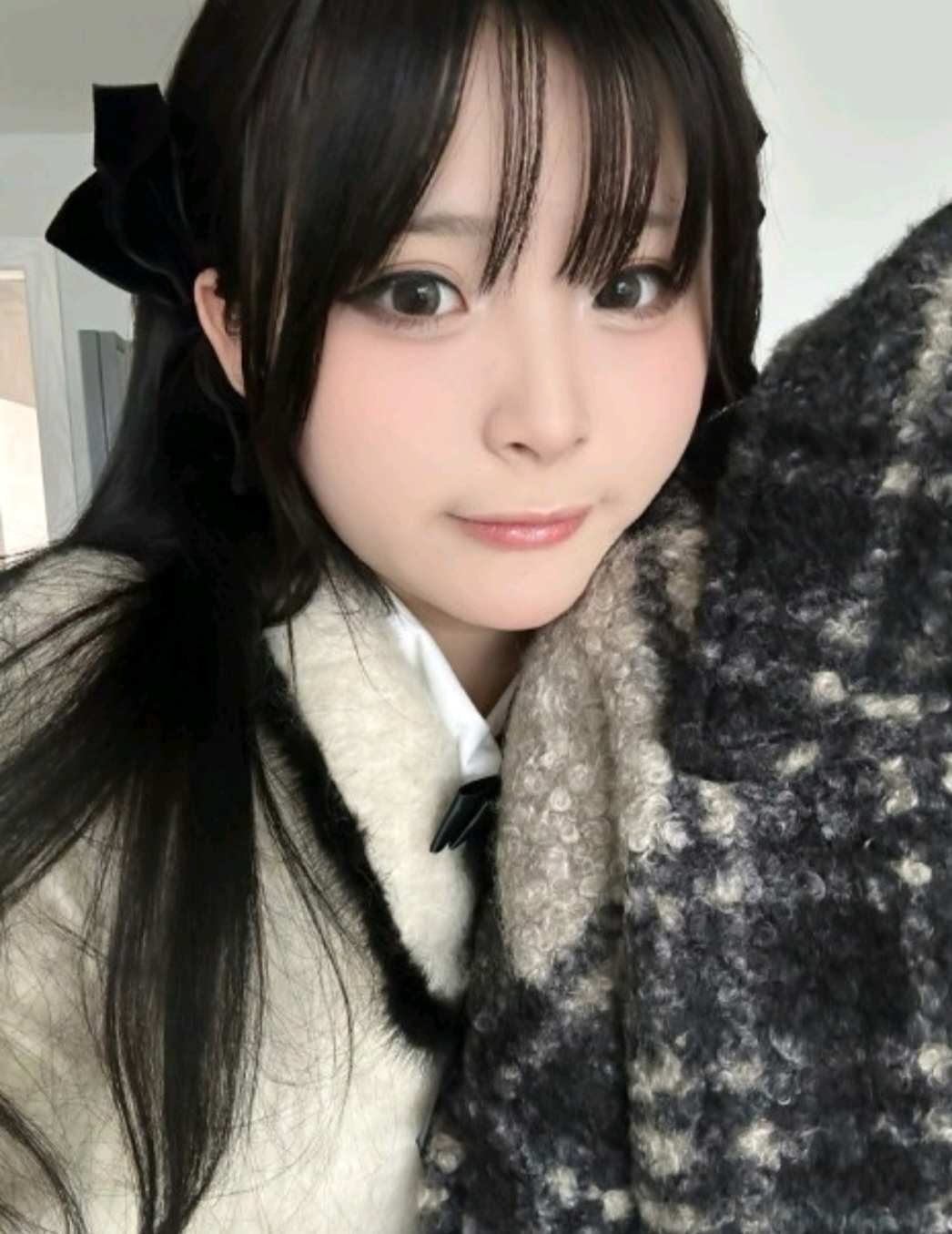 [磁力]极品萝莉福利姬luobao1221(洛宝)视图合集【79P/110V/2.1G】