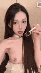 【短视频品鉴】抖音超美反差博主 妮子roo8888s 假吊插嫩逼露脸自慰，这颜值和身材确实顶-第3张图片-萌站