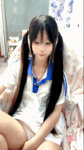撸管推荐！颜值天花板校花~【幼七】道具自慰！淫水喷不停~