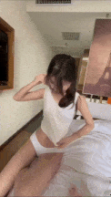 ＃海角✅超美！极品颜值甜美系骚姐，诱人蜜臀小骚穴，撅起屁股一副淫荡求肏的反差骚样！美乳翘臀性感小骚货 D011701