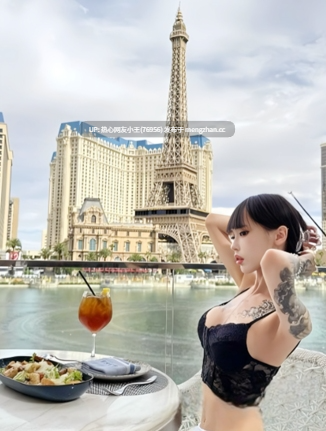 【短视频】ins上的高颜值大奶妹瑶瑶胸部丰满挺拔，臀部翘挺诱人，与男友打炮被疯狂后入，大奶晃荡表情迷离，浪叫如潮水般涌来，娇喘中夹杂尖叫，恳求更深更猛~-第4张图片-萌站