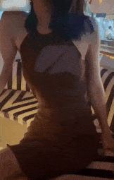 夜店酒吧骚女烂女合集!各种姿势各种场所随意玩弄~各种高颜值反差蜜桃臀!太极品了-第2张图片-萌站