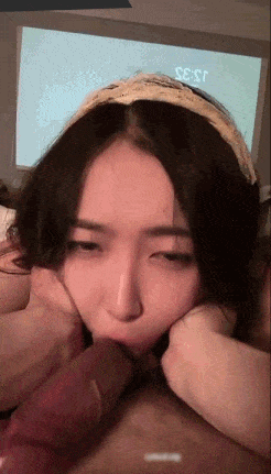 上海大骚货，花了六千多就发了两个视频，真够冤大头 #口爆深喉 #美女正妹 #门事件-第3张图片-萌站