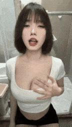 【个人激推❤️】神颜御姐【琳铛】真空抖奶舞，巨乳超弹乱飞，阿黑颜舔射超诱惑，母牛界的神~【83v（可拆分下载）11.4G】-第3张图片-萌站