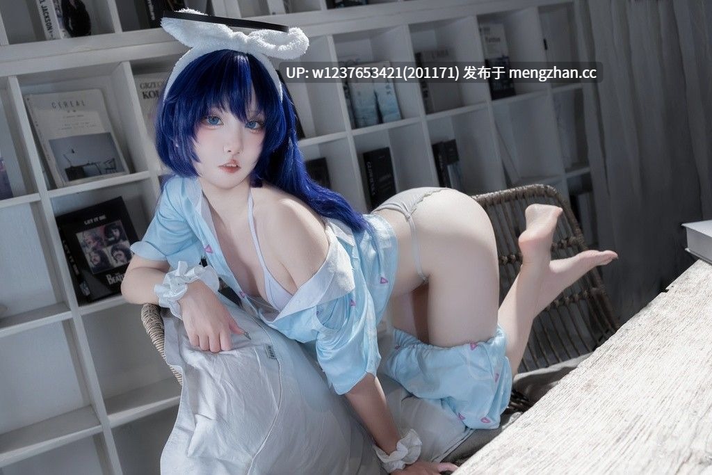 美少女Coser系列：纸悦Etsu_ko~微乳翘臀，长相很可爱的小萝莉，触手特效很带感~【全合集共692张图片（可拆分下载）-10.27G】