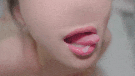 超浓厚口交技巧的痴女台湾女大生，最喜欢口爆榨精，天然巨乳第一人称视角【1V674M】#粉嫩 #蝴蝶逼 #吃鸡 #母狗 -第3张图片-萌站