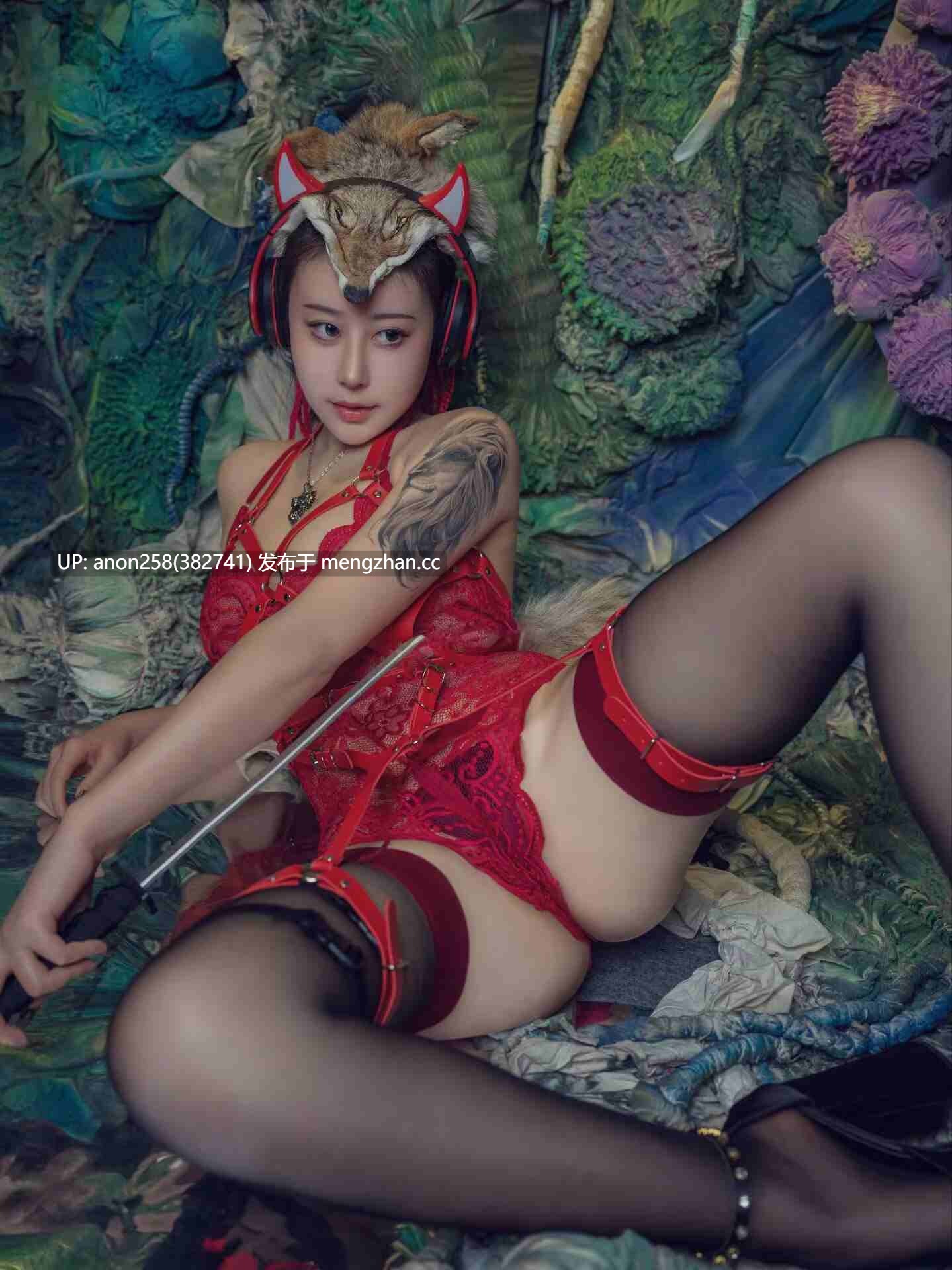 奈汐酱nice - 猎狼女 [47P1V 995M][度盘]-第3张图片-萌站